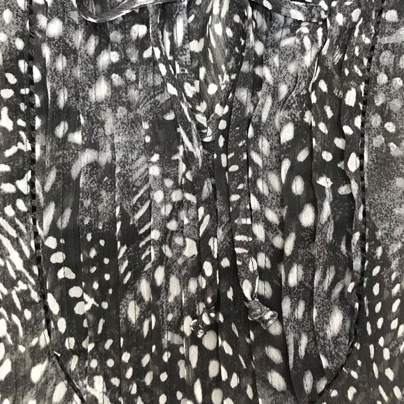 Maurices Leopard print semi sheer peasant blouse M - Picture 4 of 8